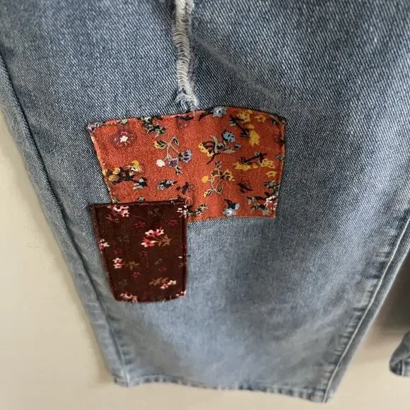 Cider Patchwork Distressed Straight Leg Jeans Size Medium High Rise Wide Leg - Picture 8 of 10